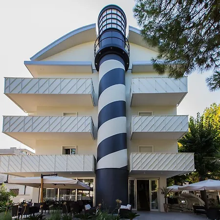 Nautilus Hotel