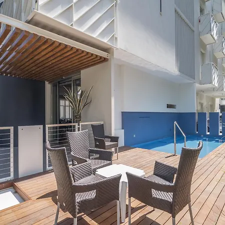 호텔 Nautilus 리치오네