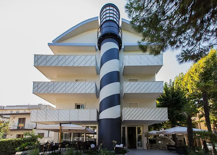 Nautilus Hotel